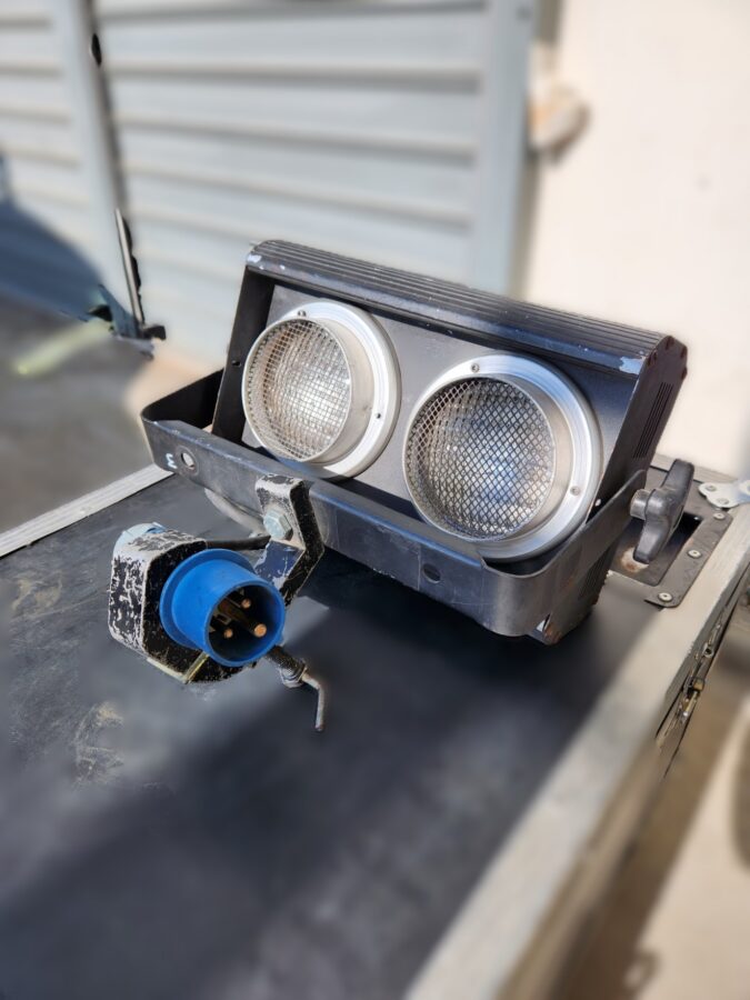 DTS 2light Blinder