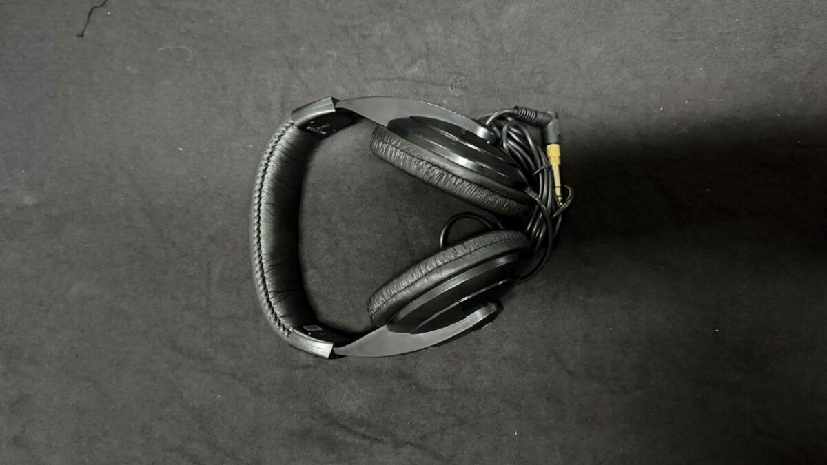 Behringer HMP1000 - 2