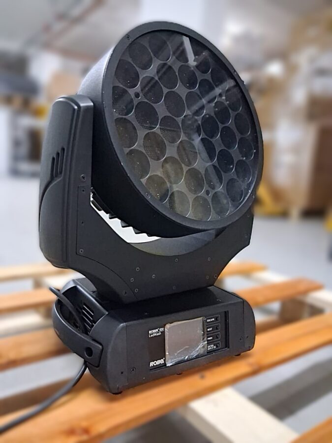 Robe ROBIN 600 LEDWash