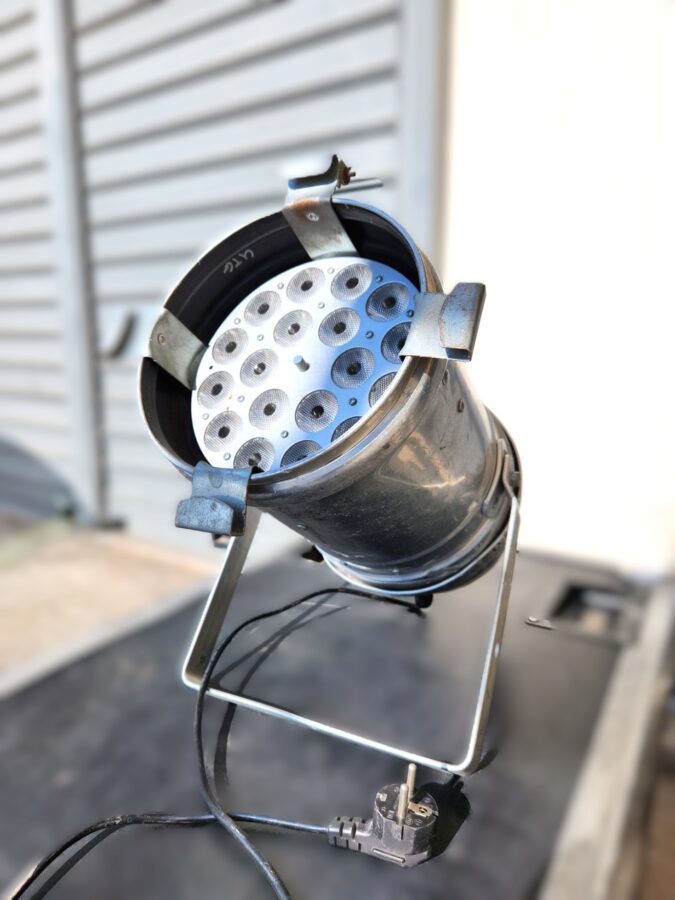 Elation ELED TRI 64B