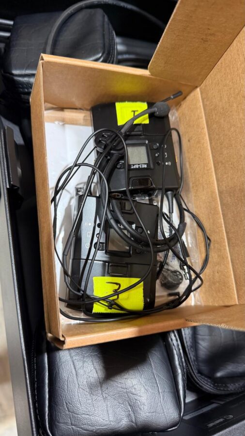 Electrovoice RE3 Wireless Microphone Package - 3