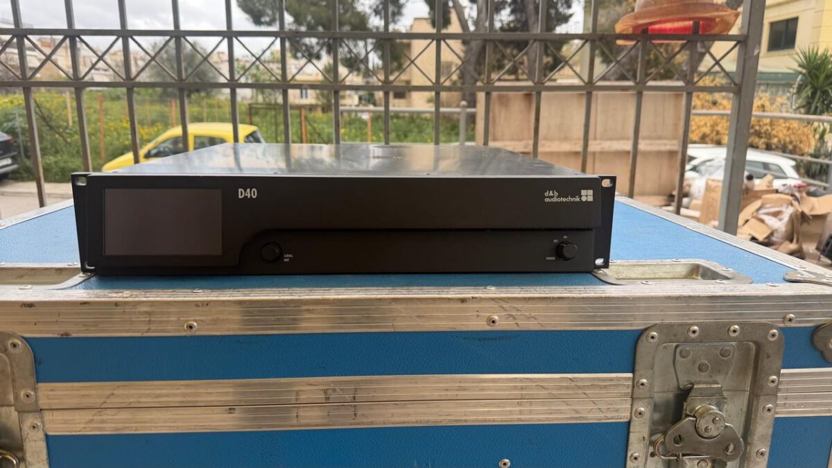 D&B D40