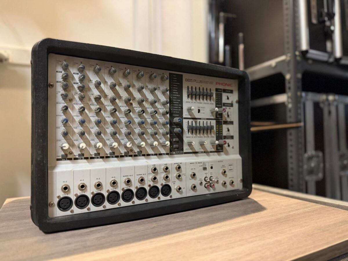 Phonic 865 PLUS
