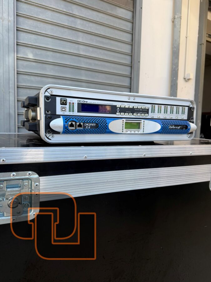 Powersoft K4, Electrovoice DC-ONE set