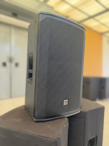 Electrovoice EKX-15P