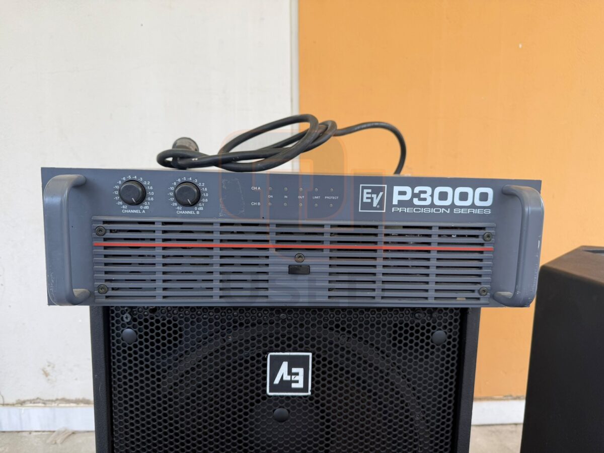 Electrovoice P3000 - 3